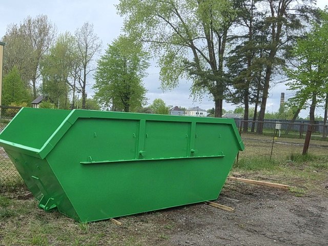 8 m³ lift-on container